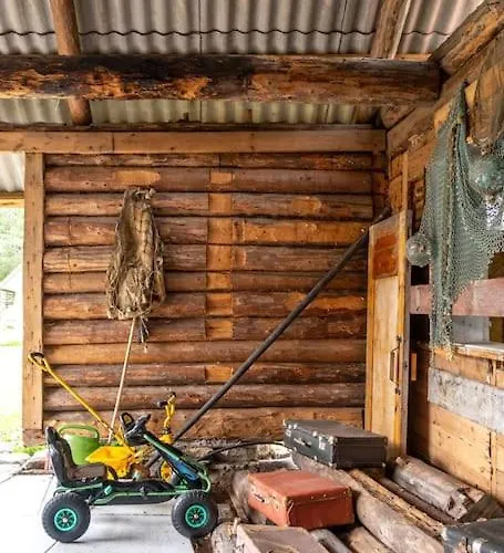 Mikka Holiday home Pihlaspea